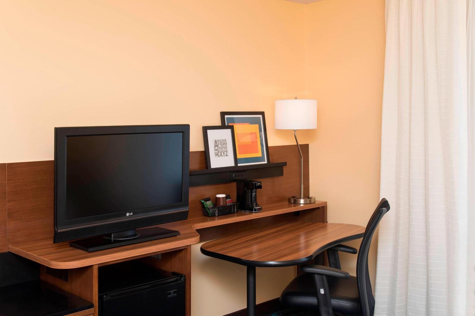 Hotel Fairfield And By Marriott Chicago St. Charles Saint Charles