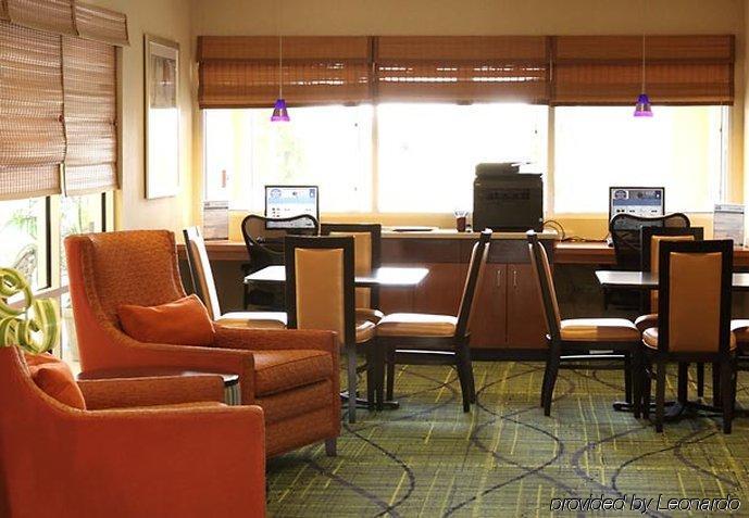 Hotel Fairfield And By Marriott Chicago St. Charles 3*